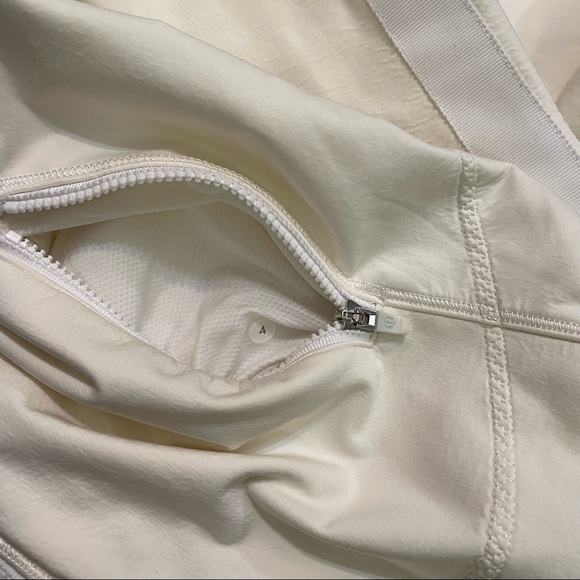 Lululemon Jacket - Picture 10 of 11
